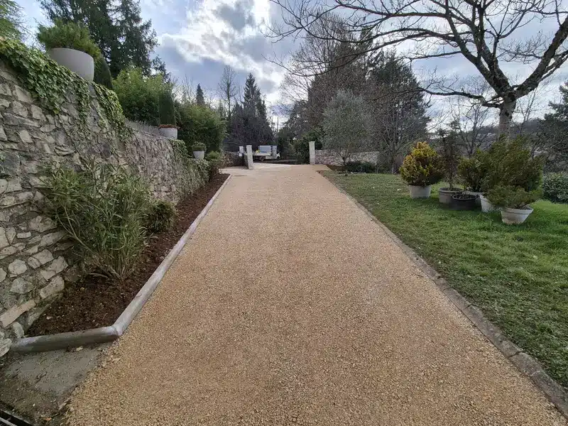 Allée béton desactivé figeac